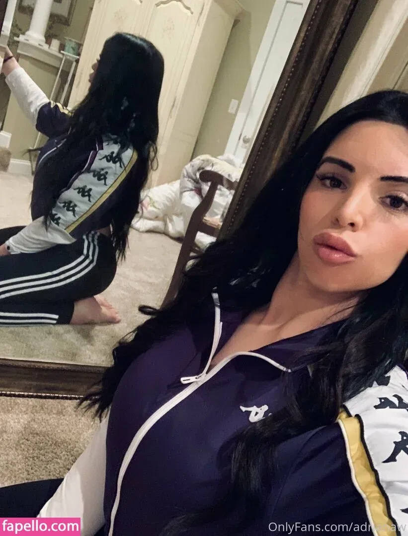adrianaw Onlyfans Photo Gallery 