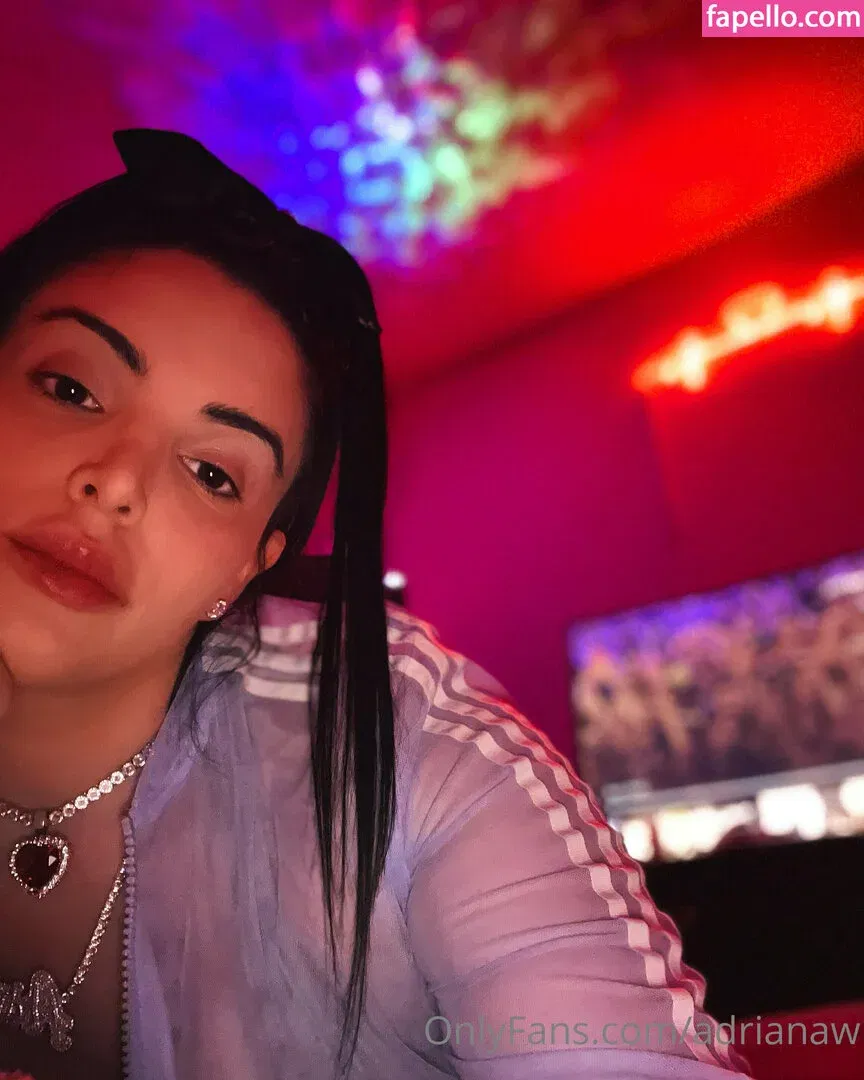 adrianaw Onlyfans Photo Gallery 