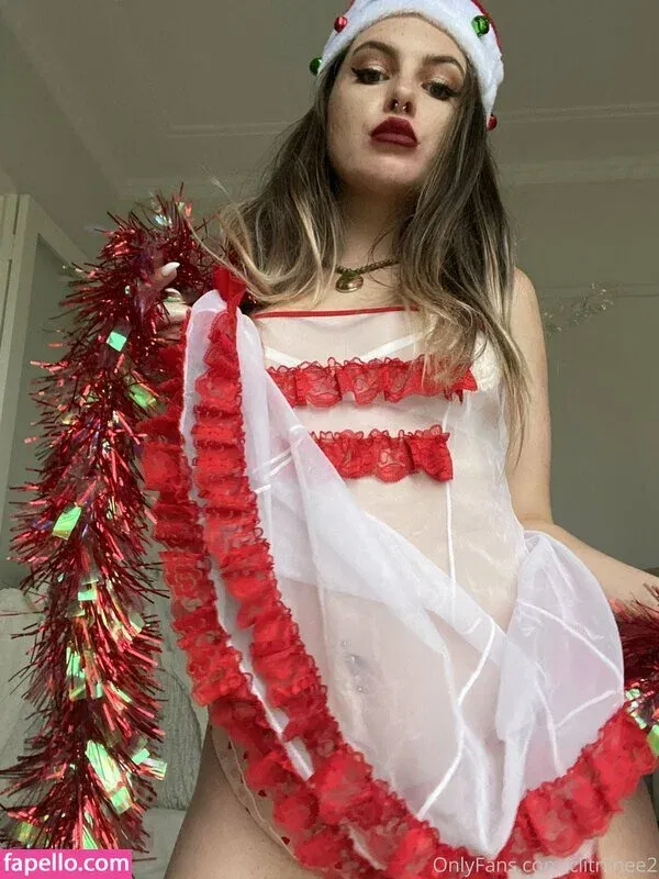 clitriinee Onlyfans Photo Gallery 