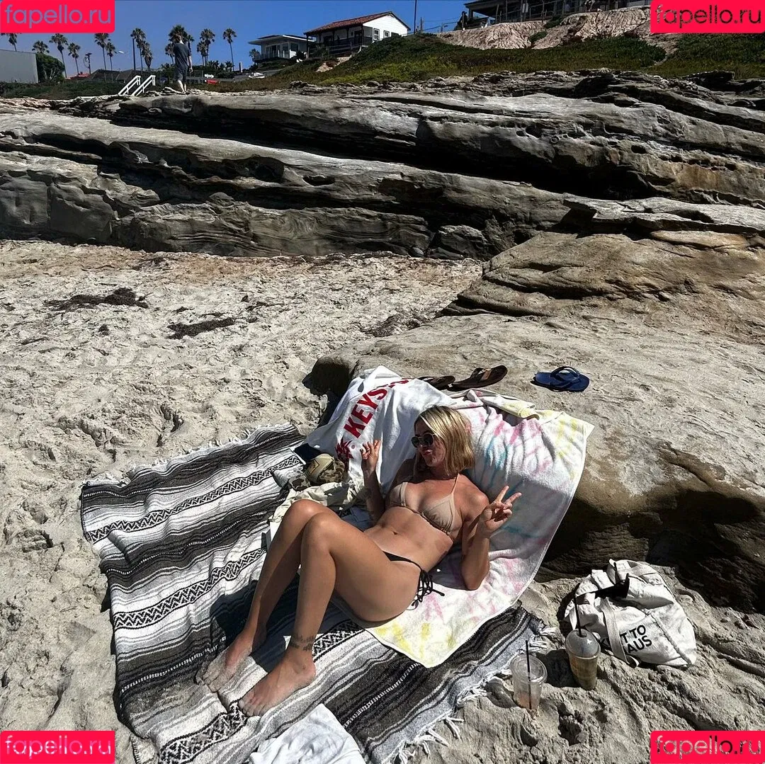 Casey Nixon Onlyfans Photo Gallery 