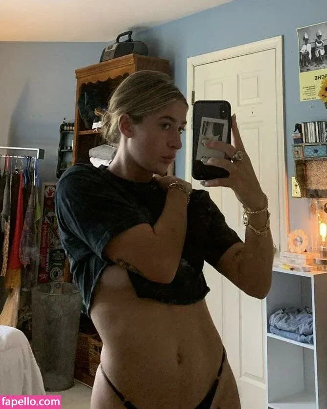 Casey Nixon Onlyfans Photo Gallery 