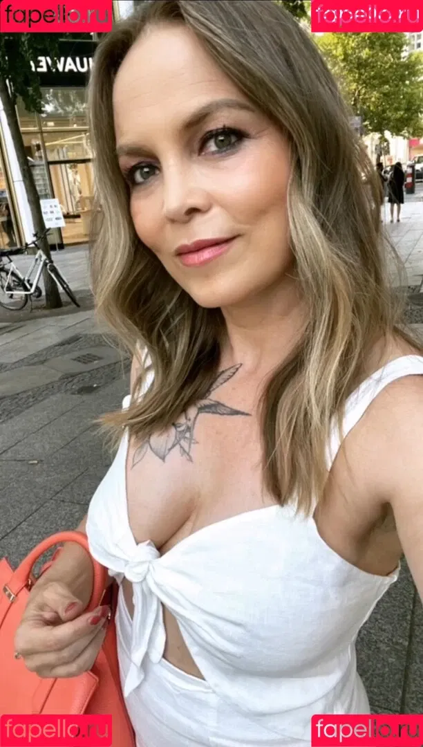 Regina Halmich Onlyfans Photo Gallery 