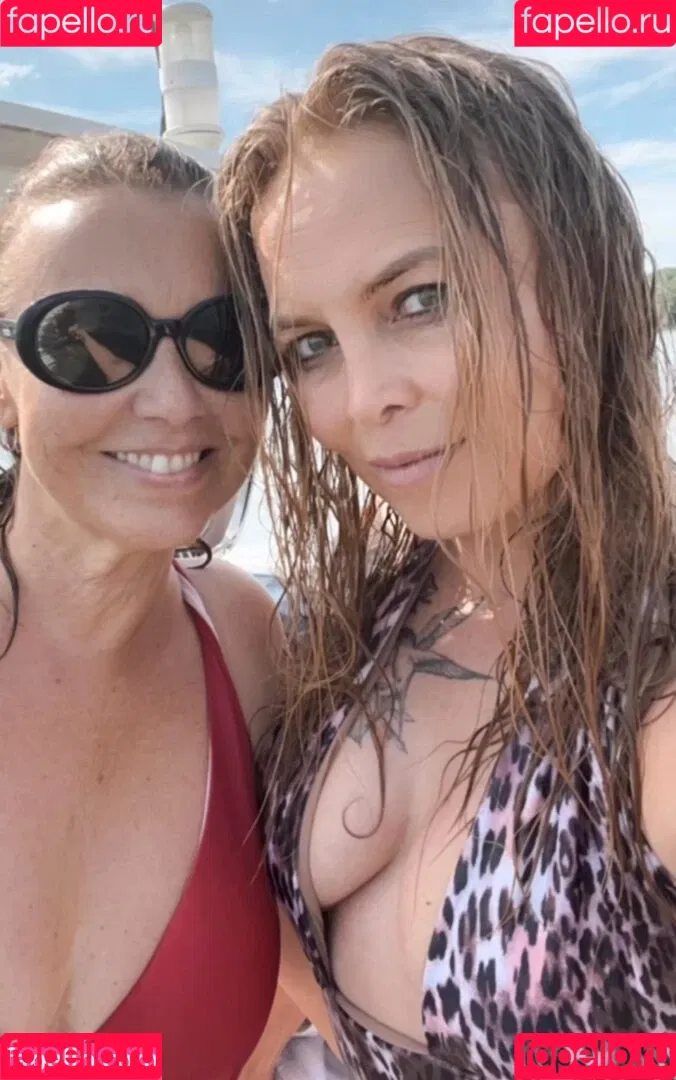 Regina Halmich Onlyfans Photo Gallery 