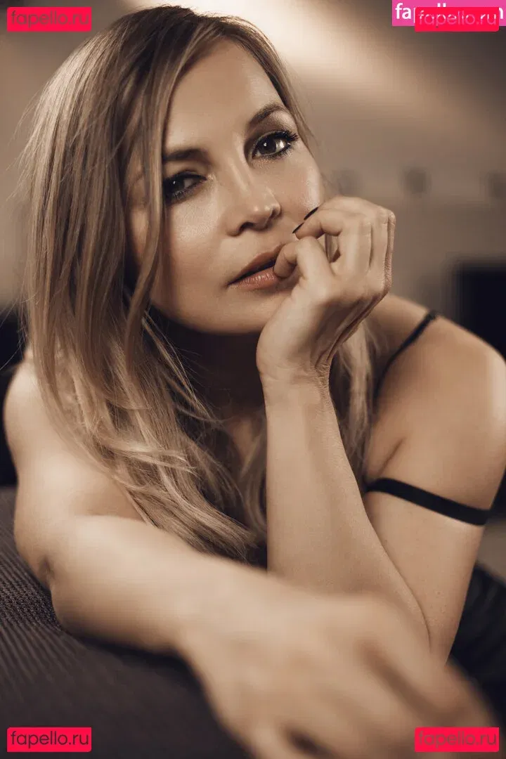 Regina Halmich Onlyfans Photo Gallery 