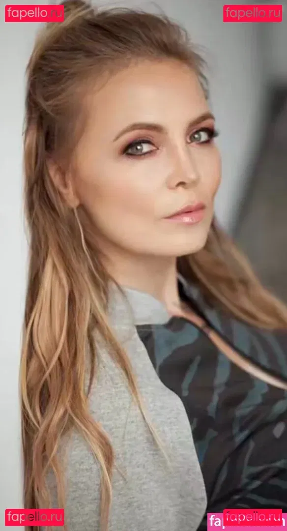 Regina Halmich Onlyfans Photo Gallery 