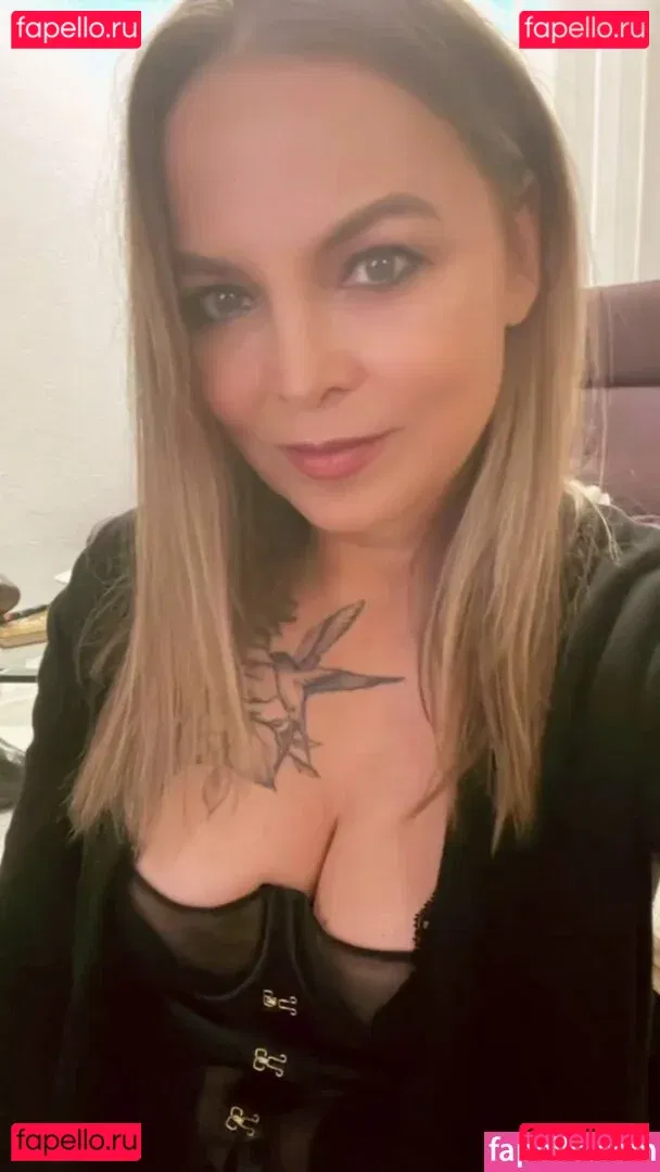 Regina Halmich Onlyfans Photo Gallery 