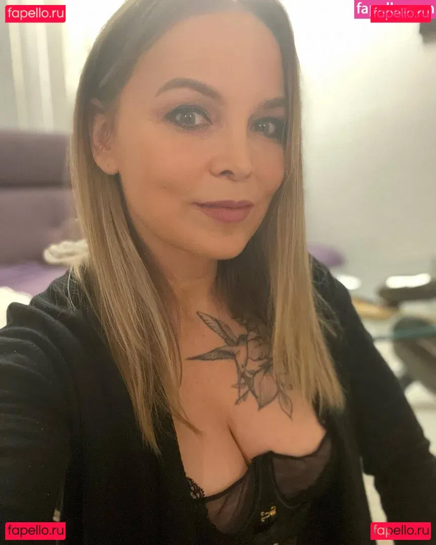 Regina Halmich Onlyfans Photo Gallery 