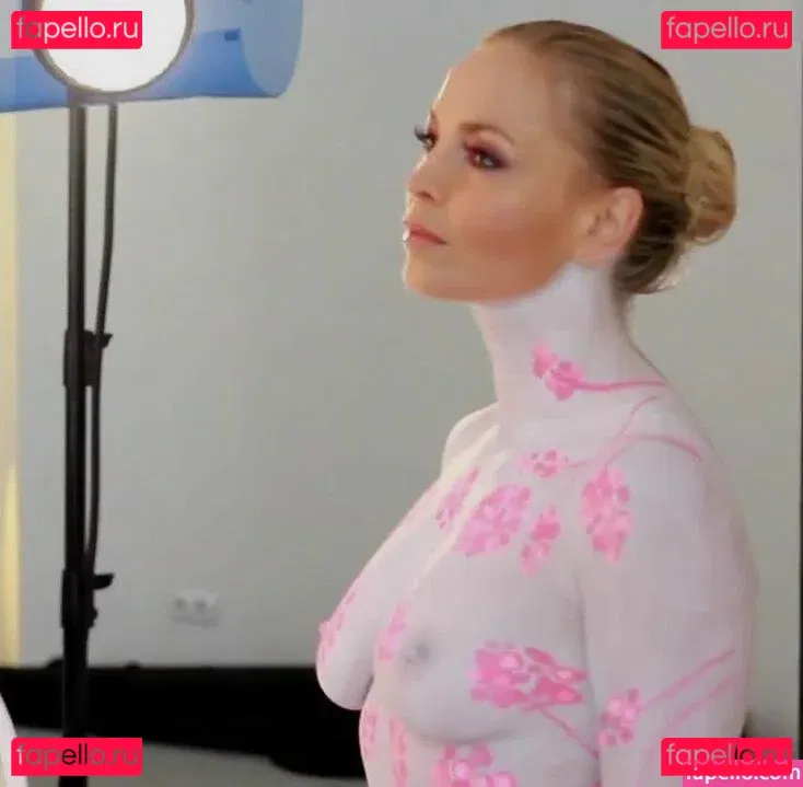 Regina Halmich Onlyfans Photo Gallery 