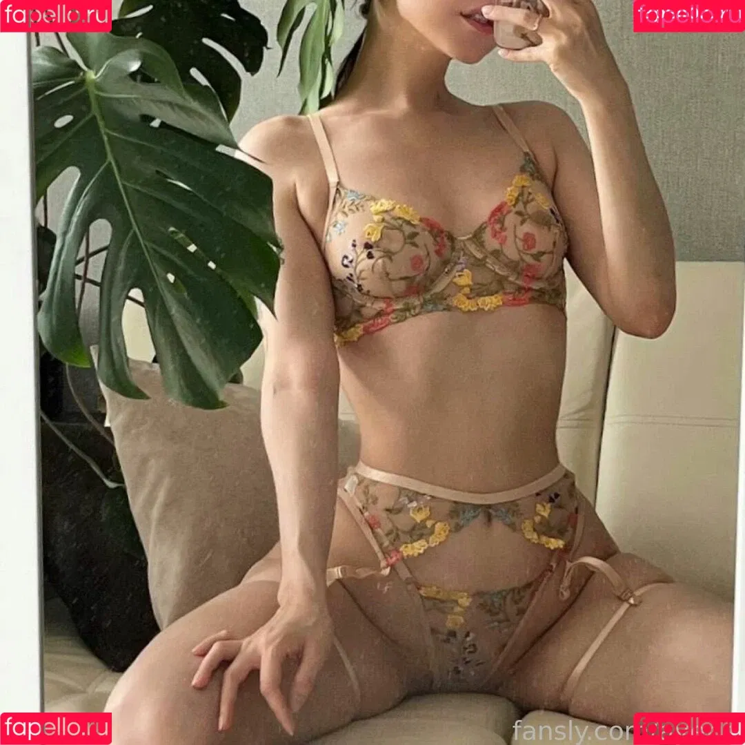 Ayerie Onlyfans Photo Gallery 