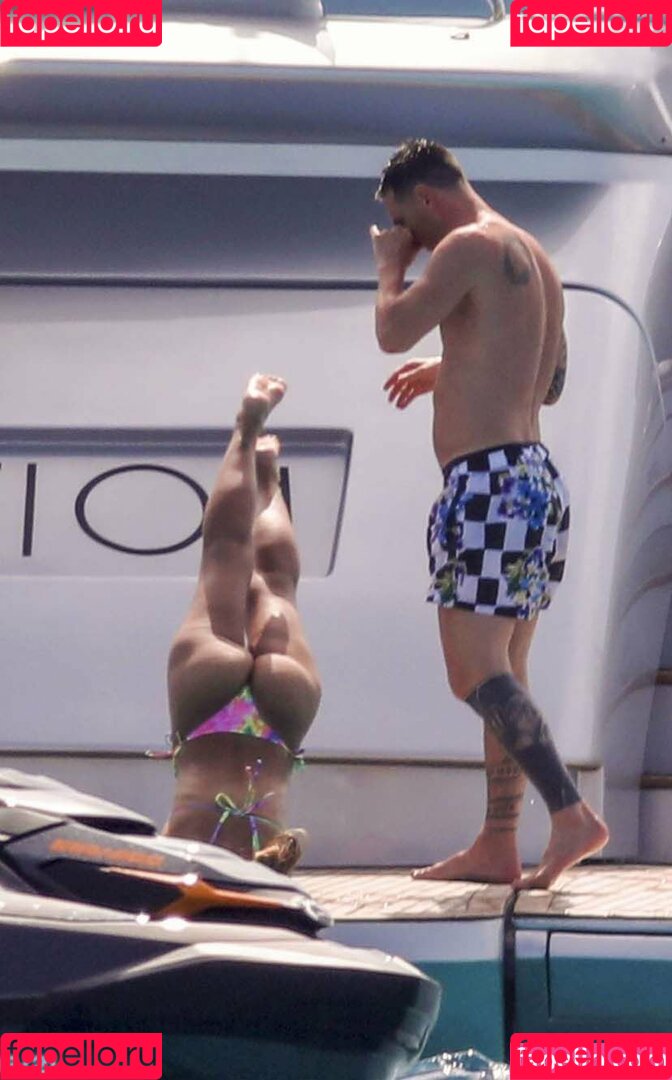 Antonella Roccuzzo Onlyfans Photo Gallery 