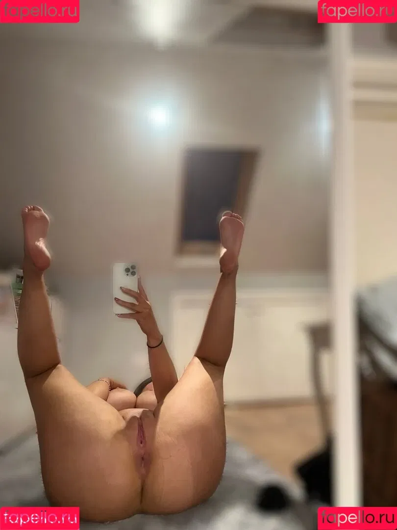 Lottie Ray Onlyfans Photo Gallery 