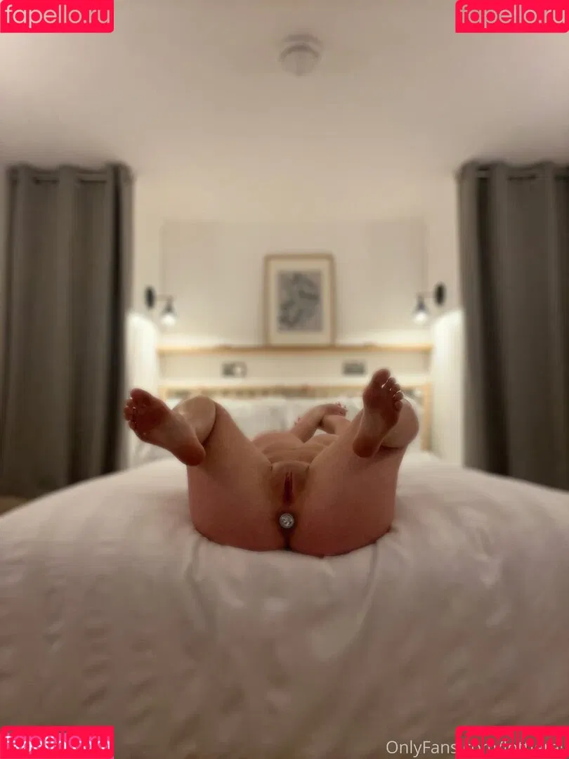 Lottie Ray Onlyfans Photo Gallery 