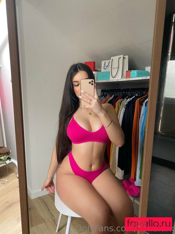 Fiona Duraku Nude Onlyfans Photo 47