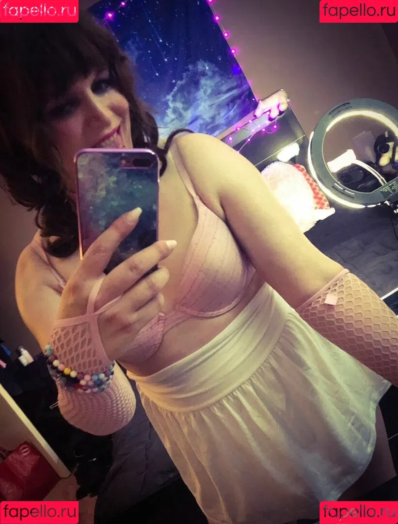 Evie_X Onlyfans Photo Gallery 