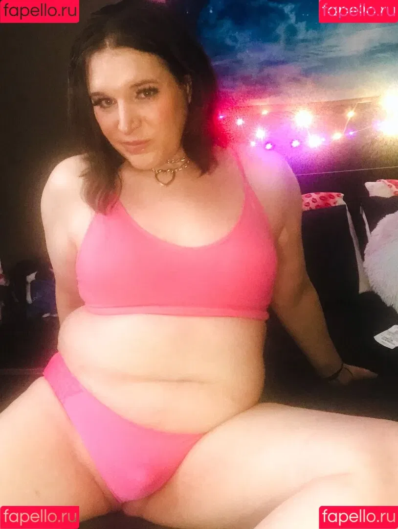 Evie_X Onlyfans Photo Gallery 