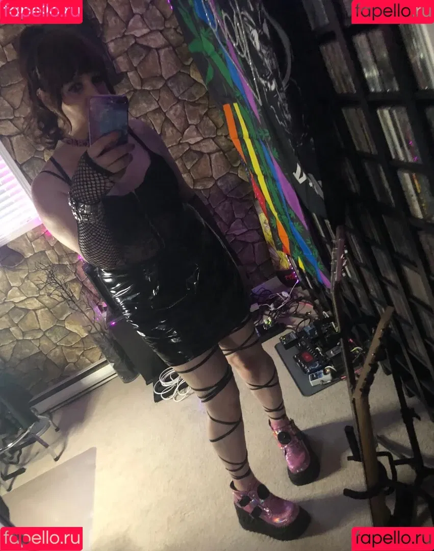 Evie_X Onlyfans Photo Gallery 