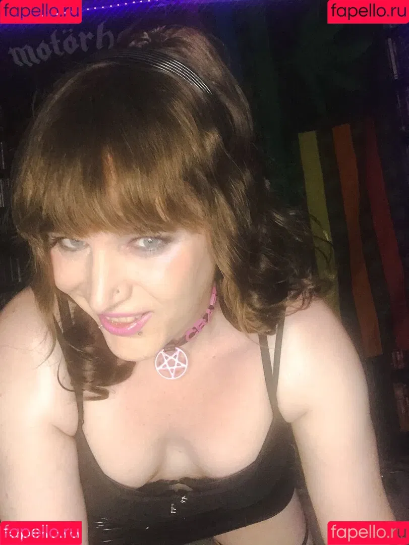 Evie_X Onlyfans Photo Gallery 