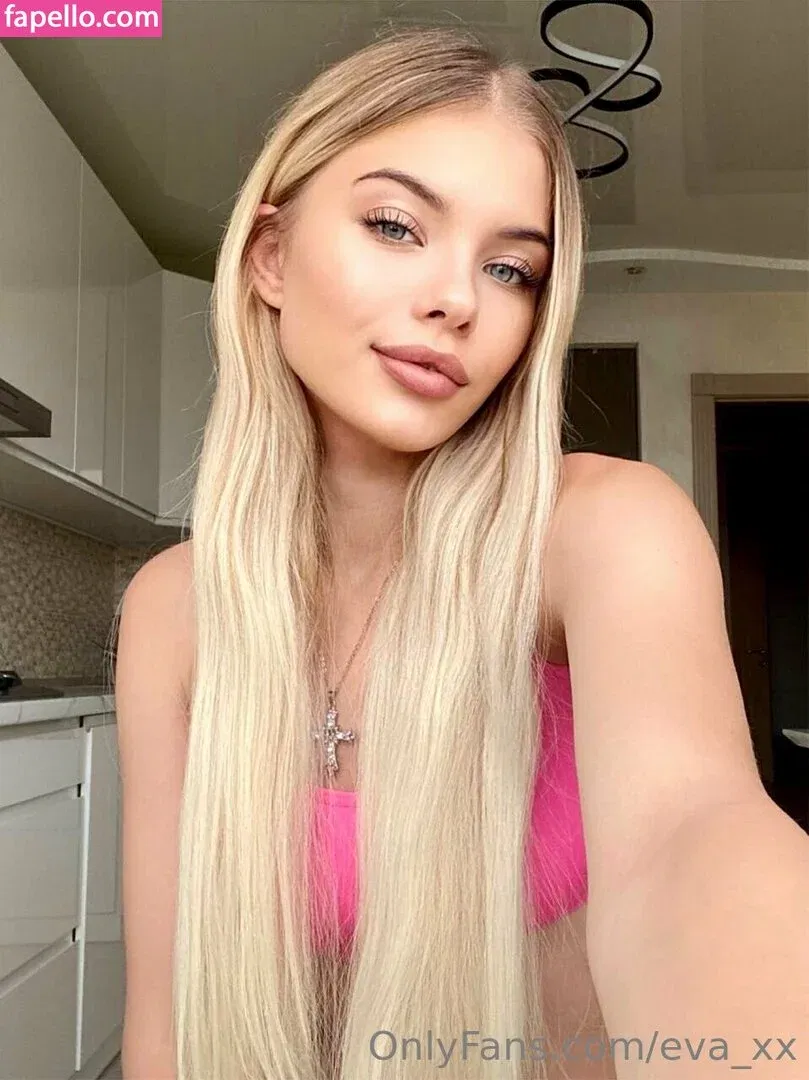 Evie_X Onlyfans Photo Gallery 