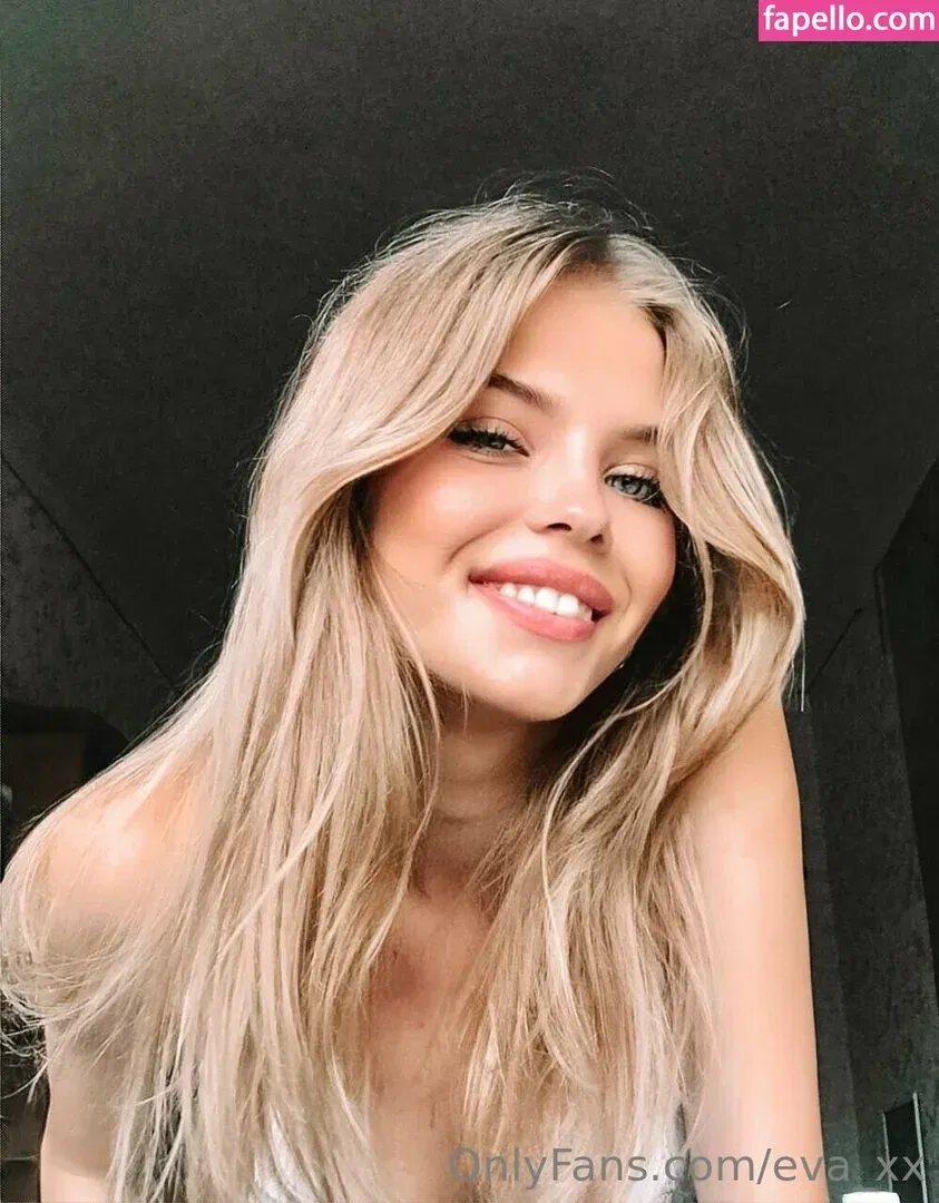 Evie_X Onlyfans Photo Gallery 