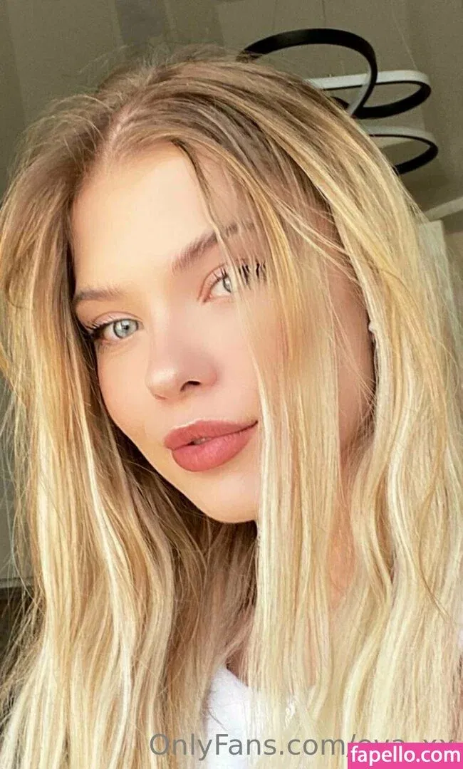 Evie_X Onlyfans Photo Gallery 