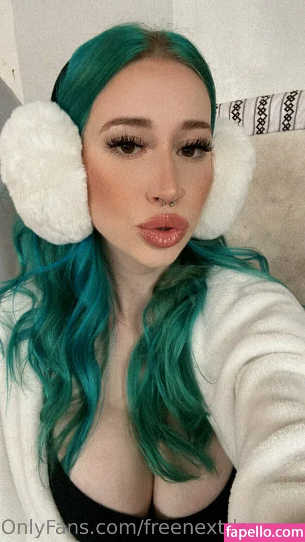 freenextdoornova Onlyfans Photo Gallery 