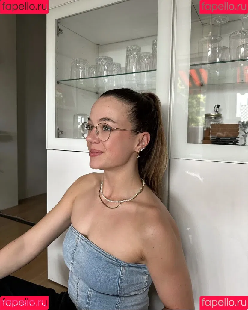 Hannah Cauko Onlyfans Photo Gallery 