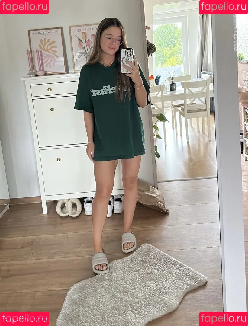 Hannah Cauko Onlyfans Photo Gallery 