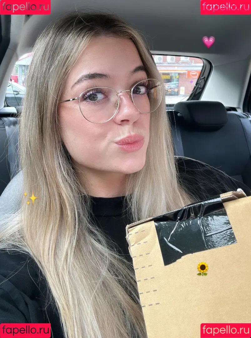 Hannah Cauko Onlyfans Photo Gallery 