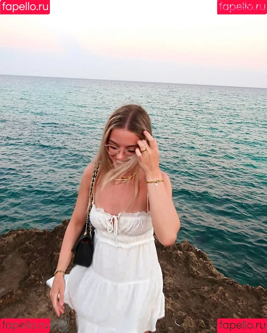 Hannah Cauko Onlyfans Photo Gallery 