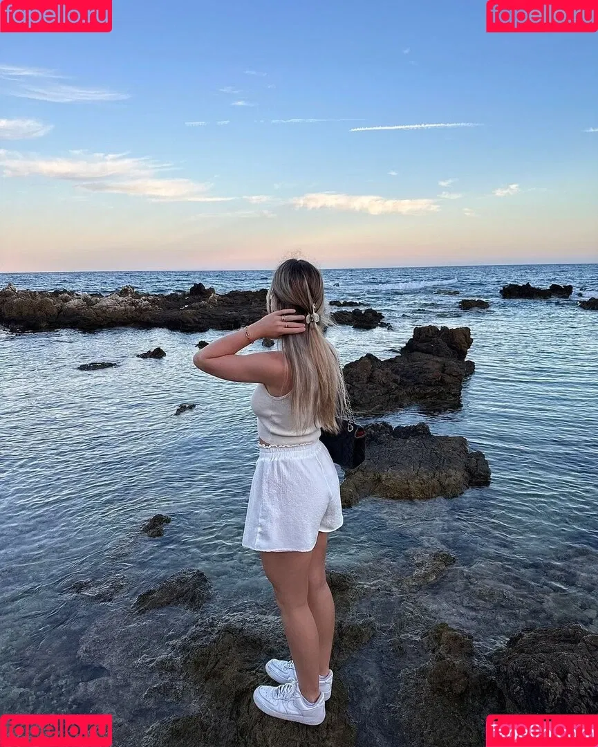 Hannah Cauko Onlyfans Photo Gallery 