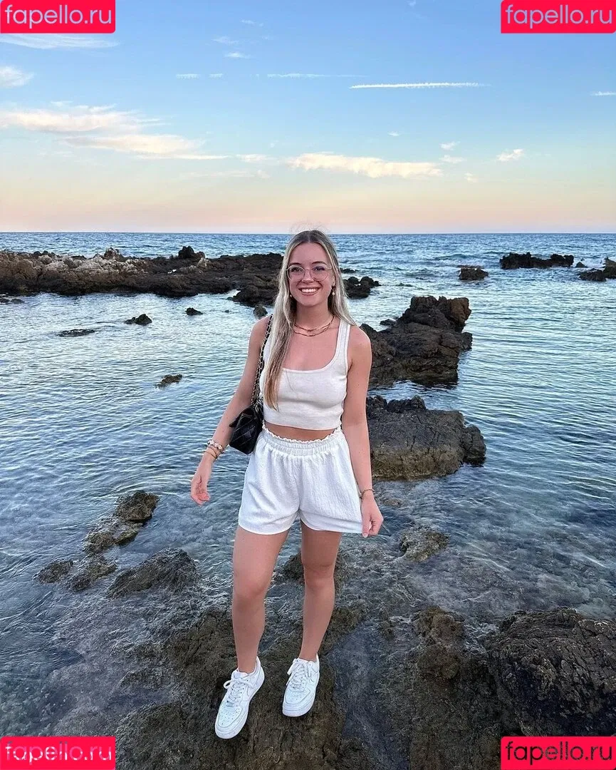 Hannah Cauko Onlyfans Photo Gallery 
