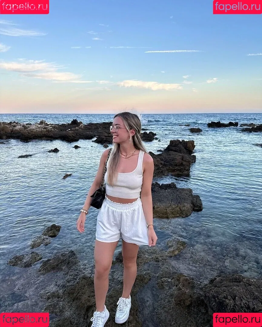 Hannah Cauko Onlyfans Photo Gallery 