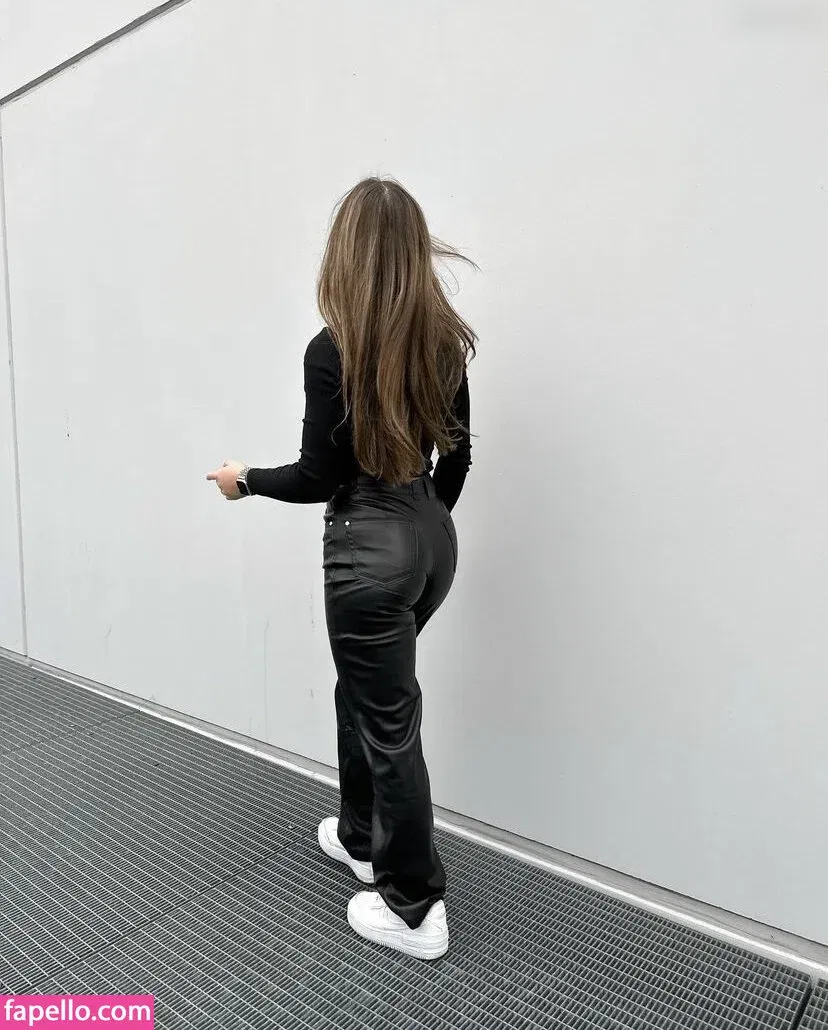 Hannah Cauko Onlyfans Photo Gallery 