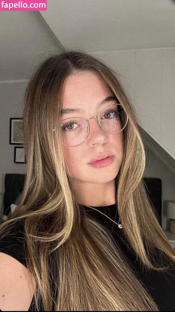 Hannah Cauko Onlyfans Photo Gallery 