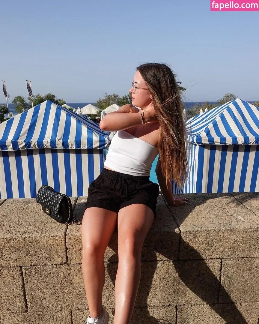 Hannah Cauko Onlyfans Photo Gallery 