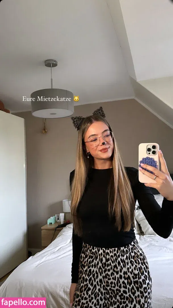 Hannah Cauko Onlyfans Photo Gallery 