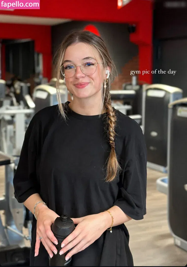 Hannah Cauko Onlyfans Photo Gallery 