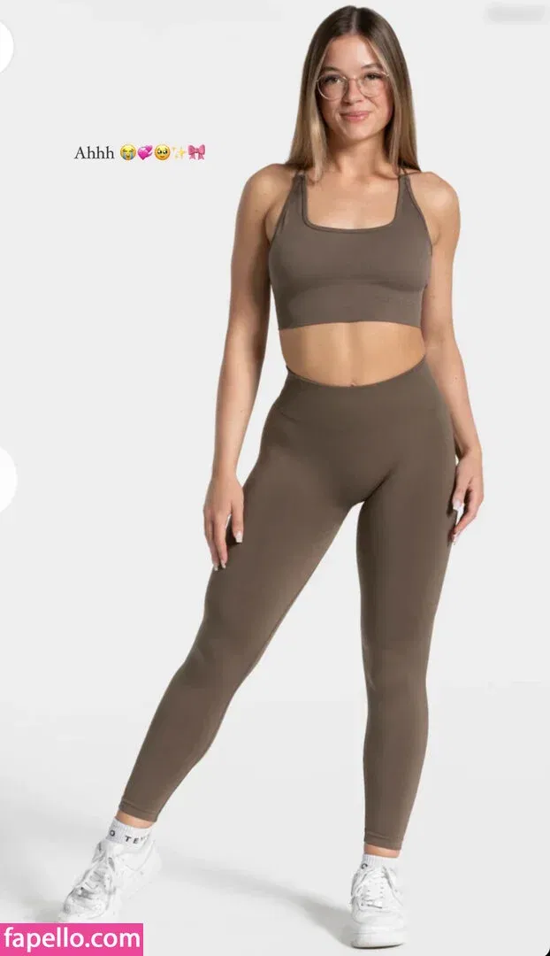 Hannah Cauko Onlyfans Photo Gallery 