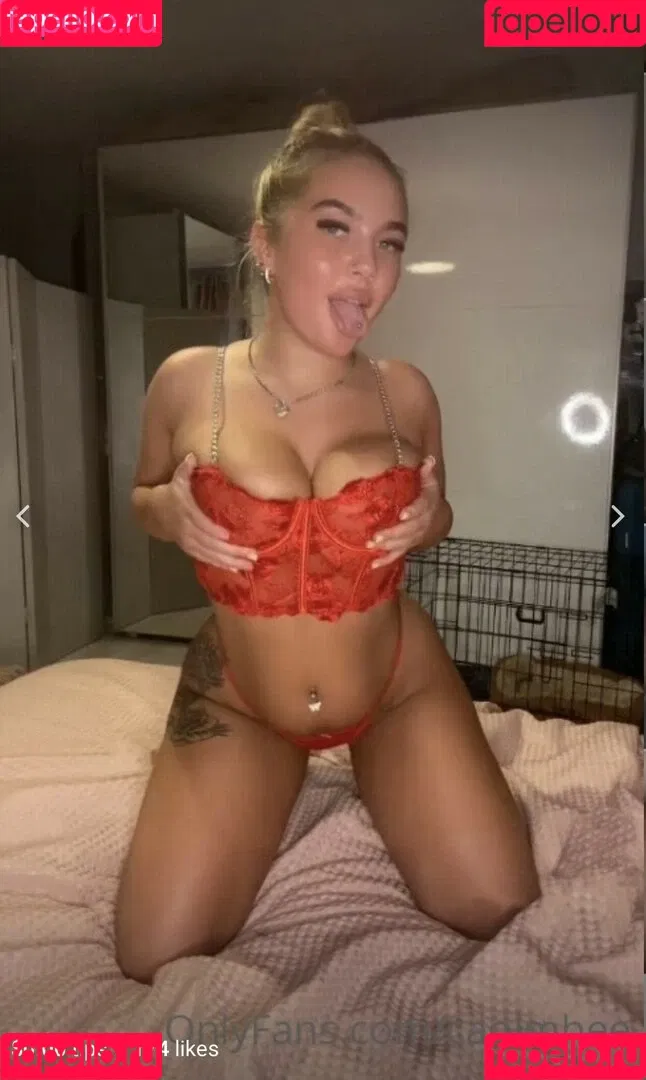 Caoimhe Moreland Onlyfans Photo Gallery 