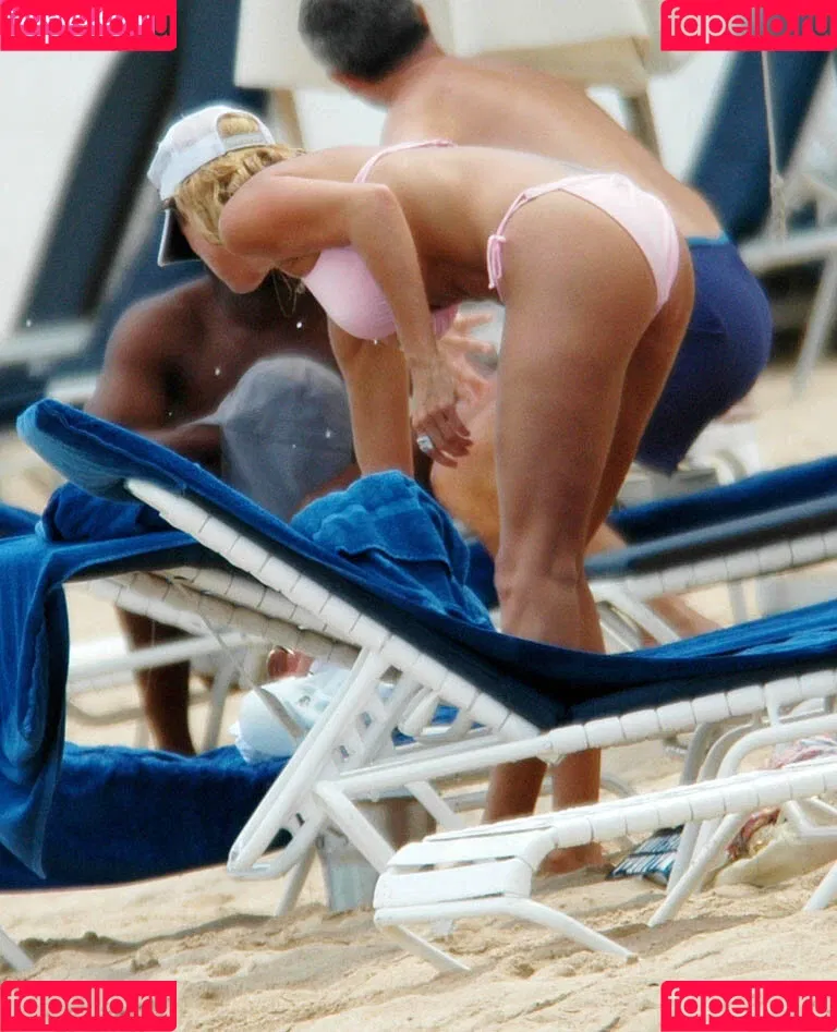 Rachel Hunter Onlyfans Photo Gallery 
