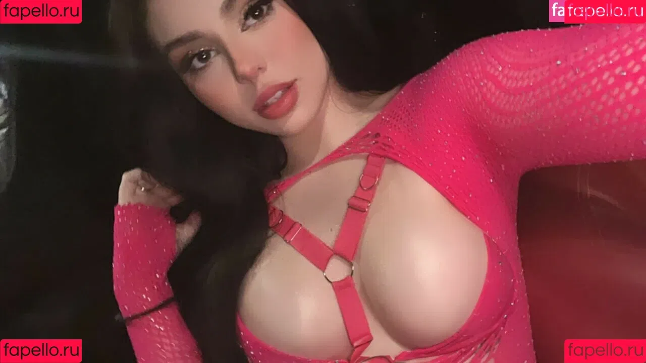 MC Bella Angel Onlyfans Photo Gallery 