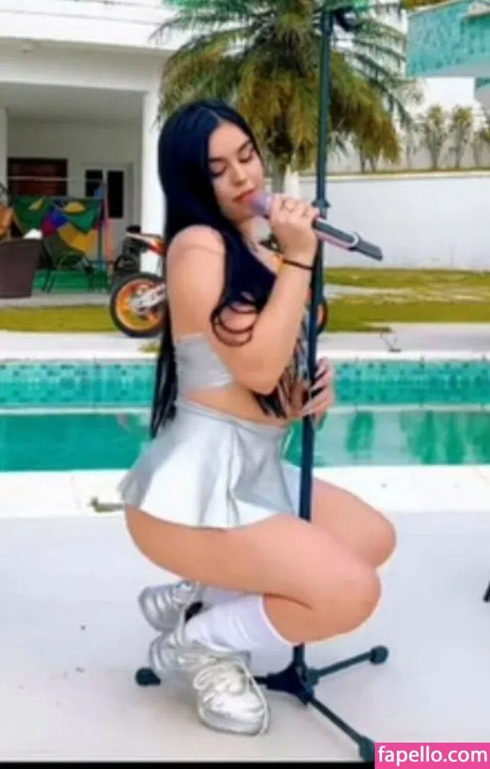 MC Bella Angel Onlyfans Photo Gallery 