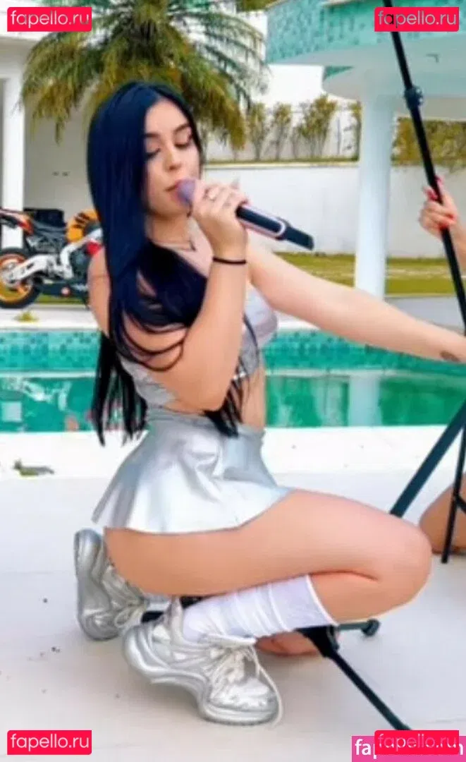 MC Bella Angel Onlyfans Photo Gallery 