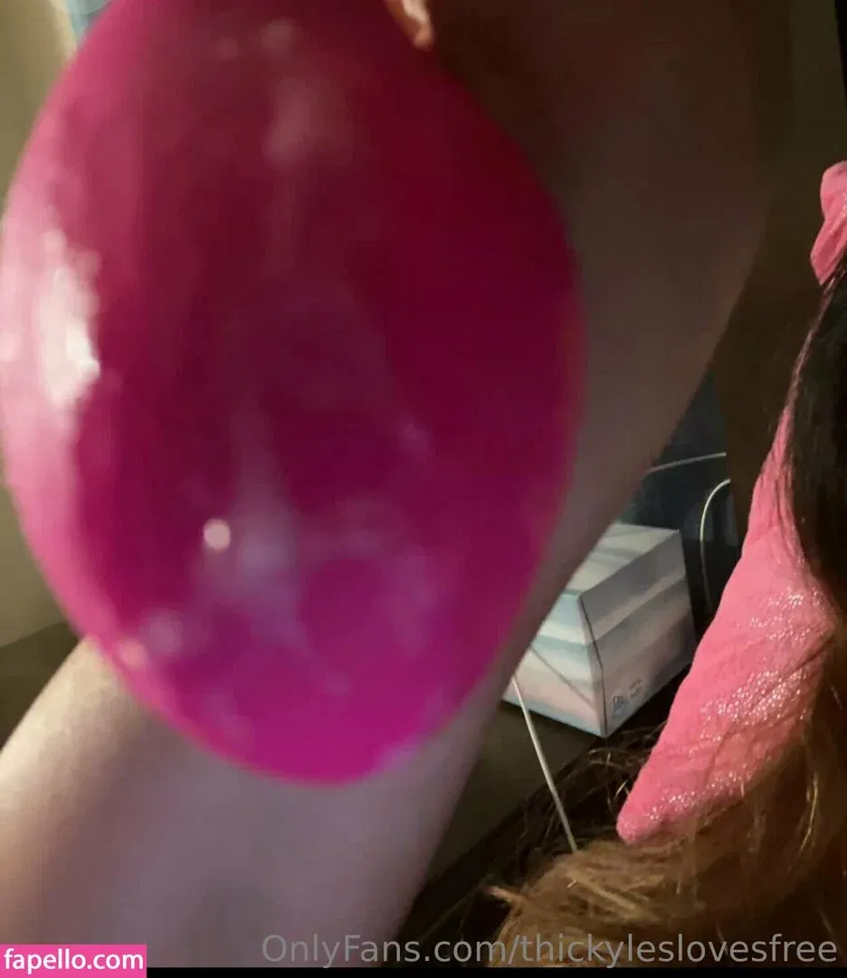 thickyleslovesfree Onlyfans Photo Gallery 