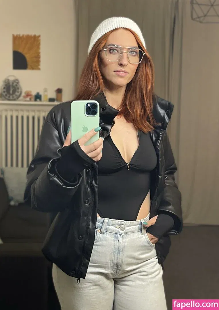 Karie Castle Onlyfans Photo Gallery 