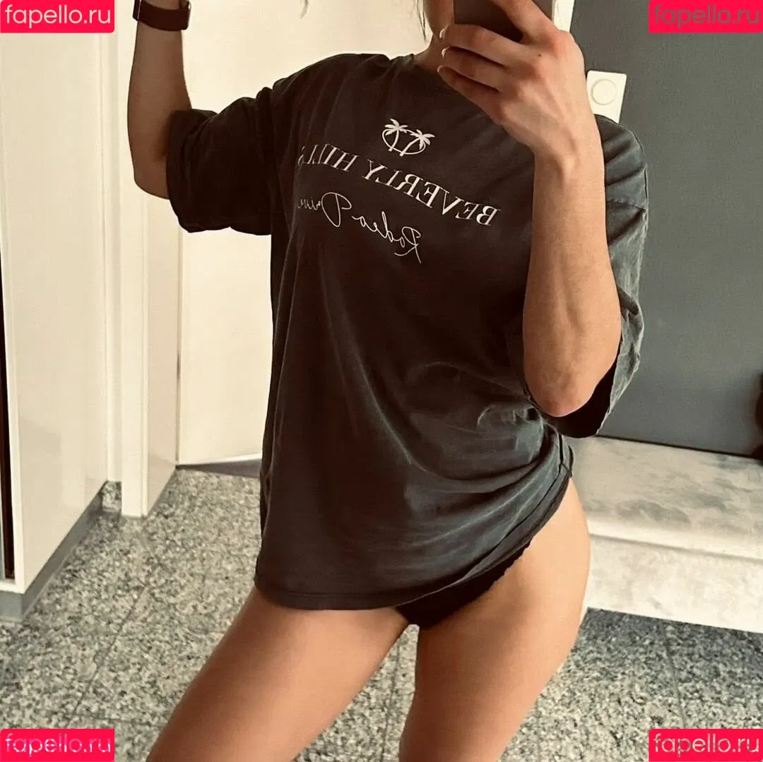 Katjuscha Onlyfans Photo Gallery 