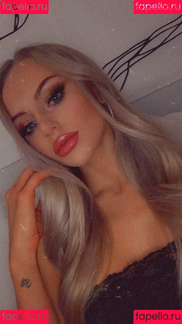 Katjuscha Onlyfans Photo Gallery 