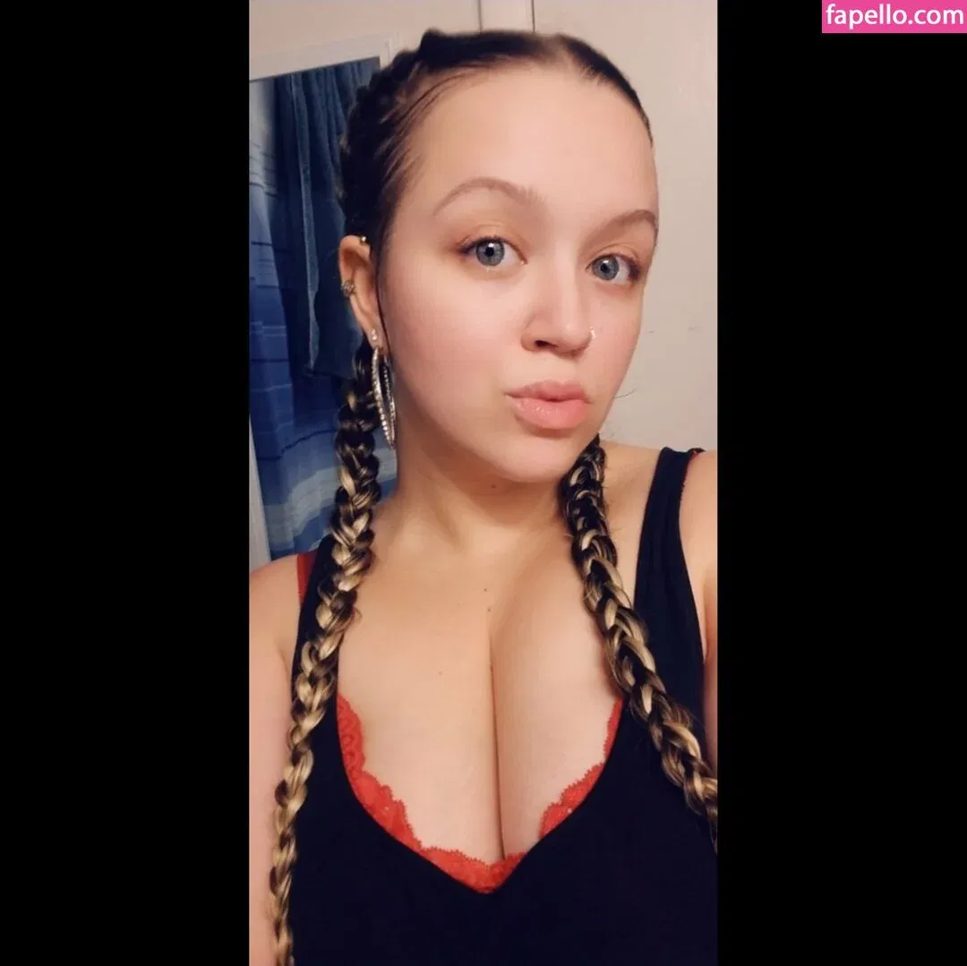 thickbellamel Onlyfans Photo Gallery 