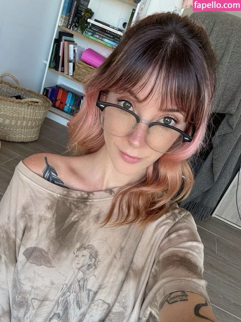 JadeVow / lilpidge Onlyfans Photo Gallery 