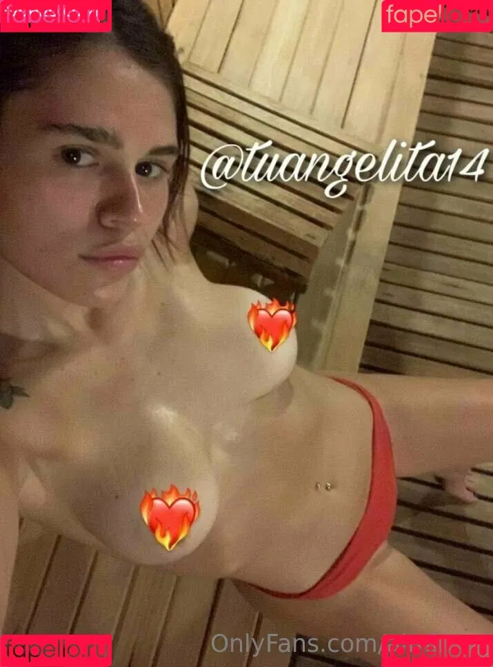 almiibar Onlyfans Photo Gallery 